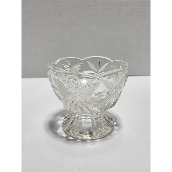 Angel Etched Lead Crystal Small 4in Pedestal Trinket Candy Bowl - Picture 2 of 7